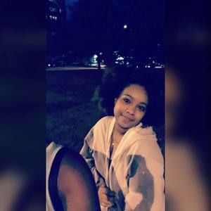 Meet your Posher, Teshika